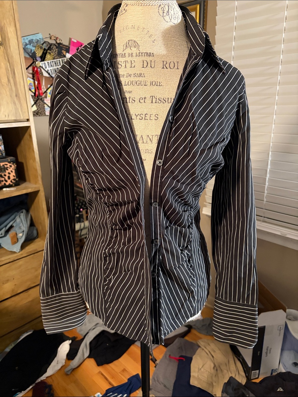 Black & White Thomas Pink Pinstripe Button-Down Women’s Shirt - 6